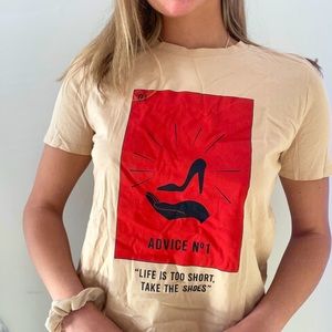 Graphic T shirt tan/nude